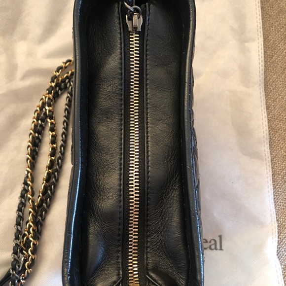 Authentic CHANEL Small Gabrielle Hobo Black Bag - Picture 3 of 8